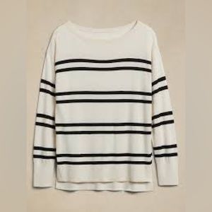 Women’s Banana Republic Forever Horizontal Stripped Sweater